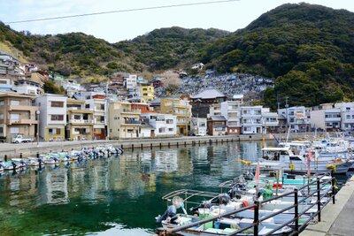 保戸島の港 | 絶景事典